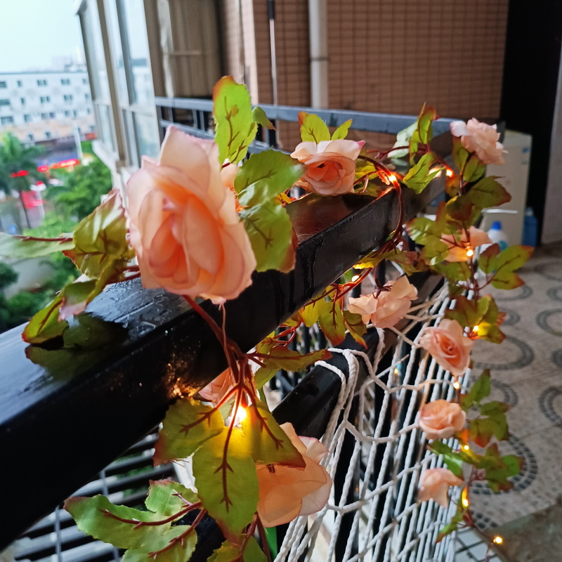 20 Led Copper Wire String Lights with Red Flowers Green Vine Solar Rose Flower Lights