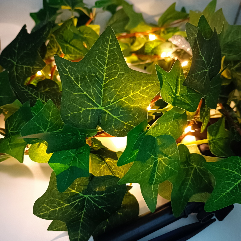 Artificial Green Leaf Solar Christmas String Lights with Ivy Leaves