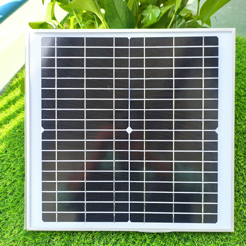 15W Monocrystalline Glass Solar Panels 18V Mini Solar Panel Manufactured in China