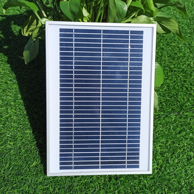Long Life Glass Laminated Aluminum Profile 32 Polycrystalline Silicon Cells 6W 16V Solar Panel